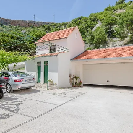 Kadenca * Omis