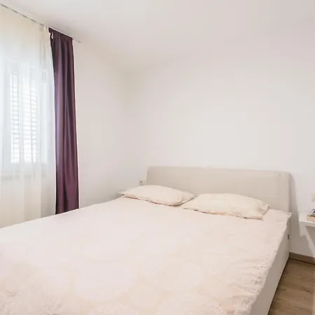 Kadenca Omis