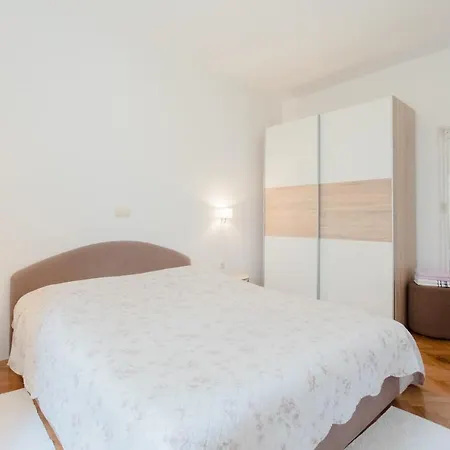 Apartment Kadenca