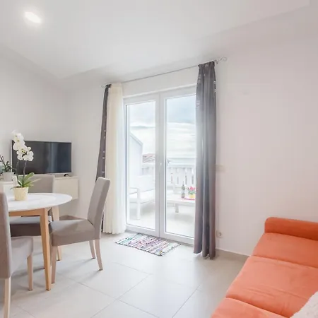 Apartment Kadenca *