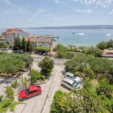 Kadenca * Omis