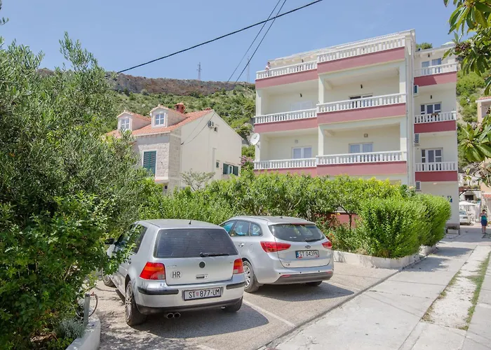 Kadenca Lägenhet Omiš